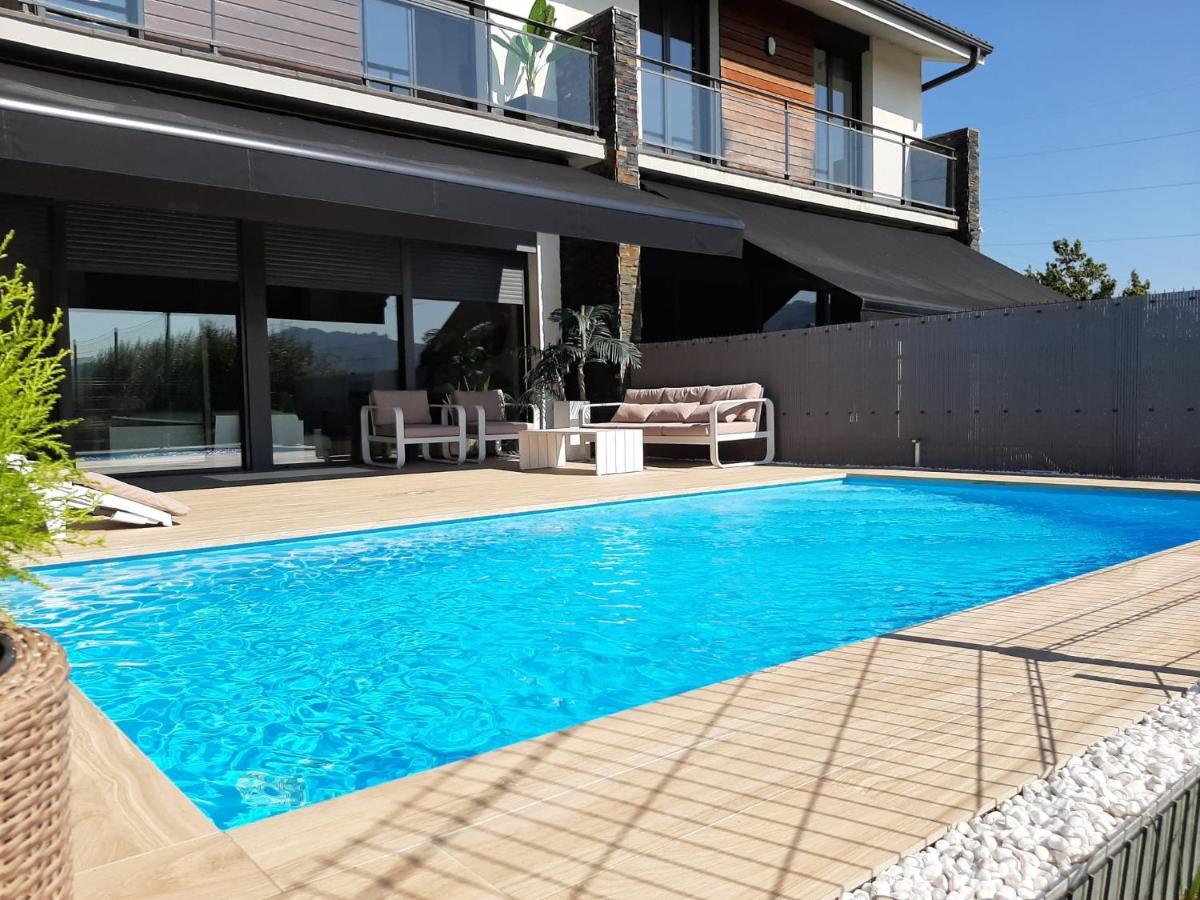 Ikasmendi Villa Rentería Екстериор снимка