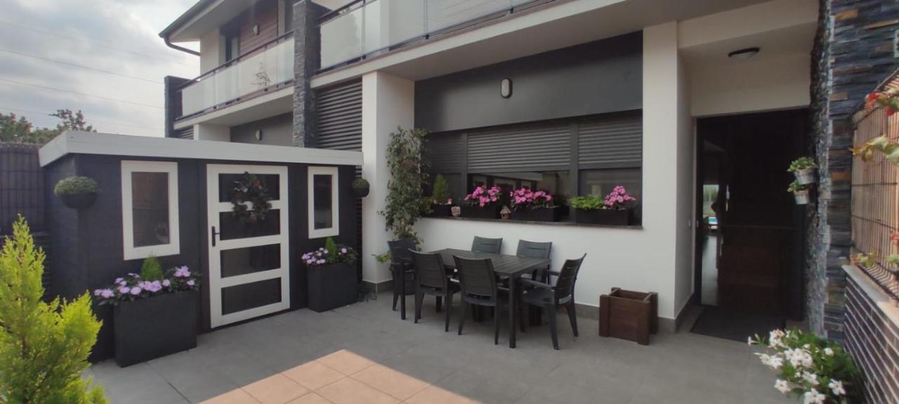 Ikasmendi Villa Rentería Екстериор снимка