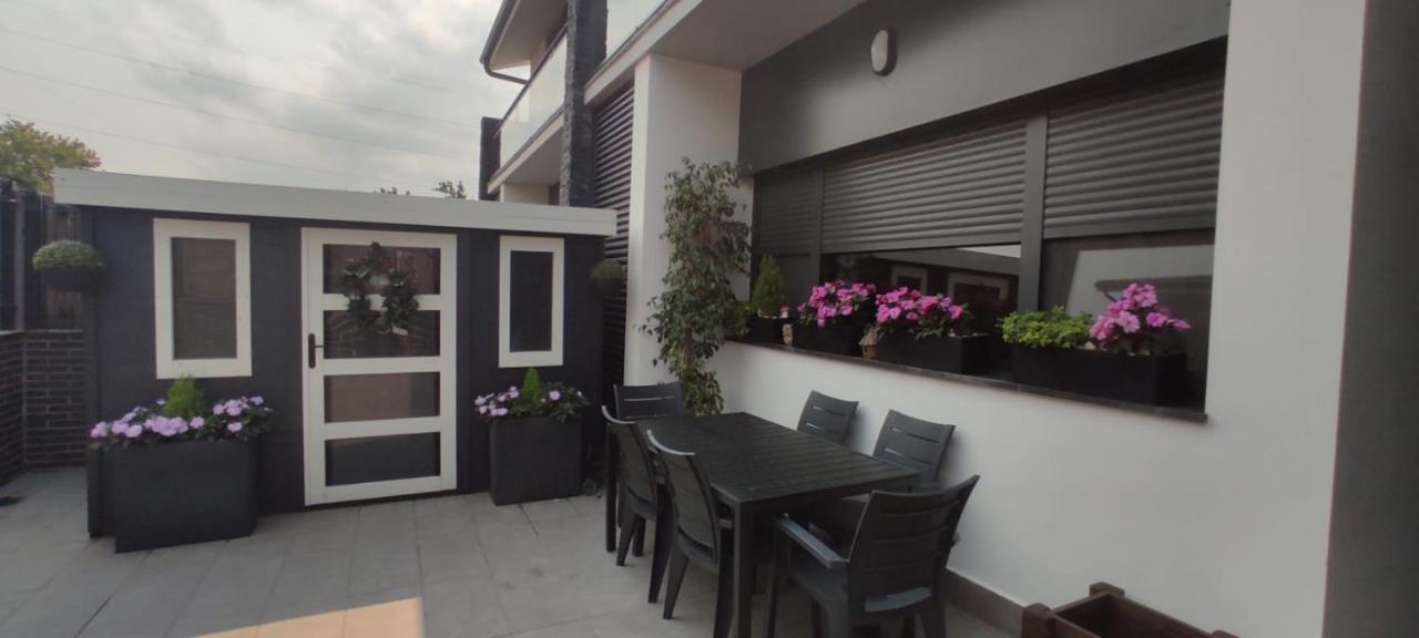Ikasmendi Villa Rentería Екстериор снимка