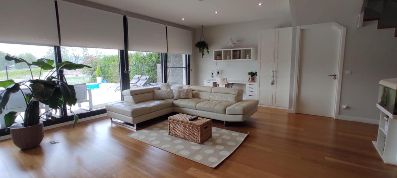 Ikasmendi Villa Rentería Екстериор снимка